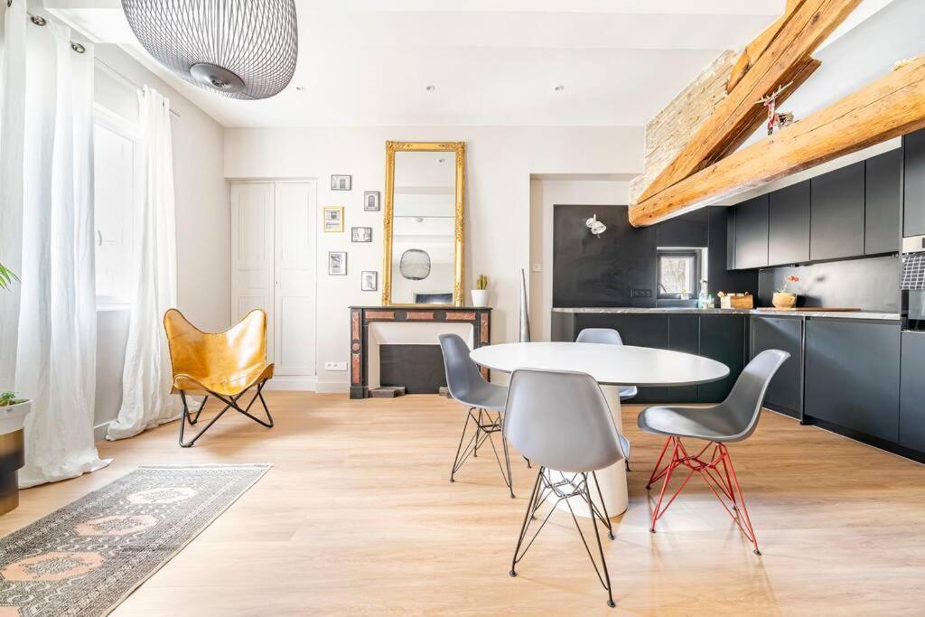 Superbe Appartement Intramuros Avignon Exterior photo